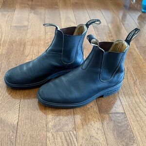 Blundstone Black Leather Chukka Chelsea Boots